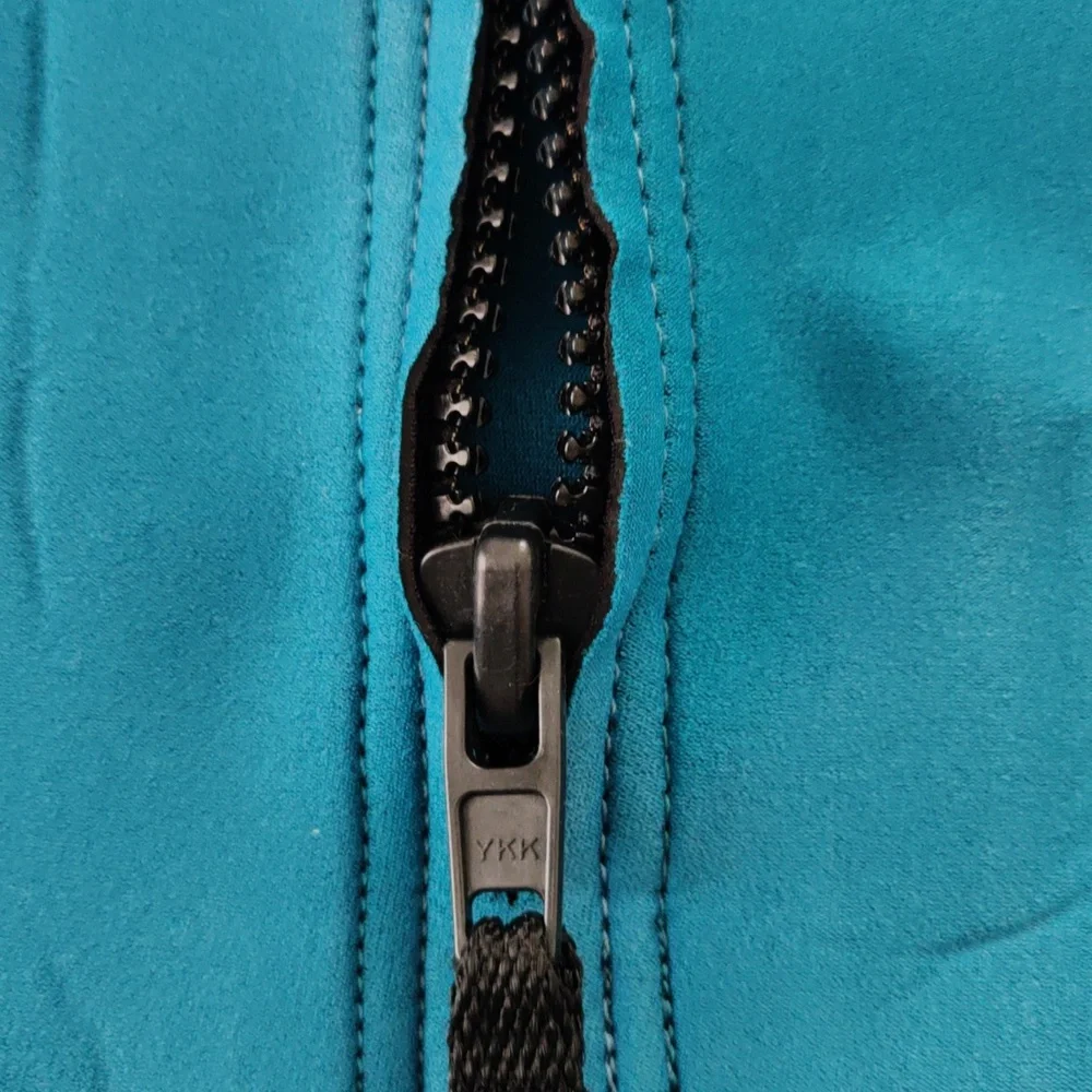 Vintage Hobie Stearns EFS Shorty Wetsuit Juniors. Teal Black Surf Swim Retro 90s